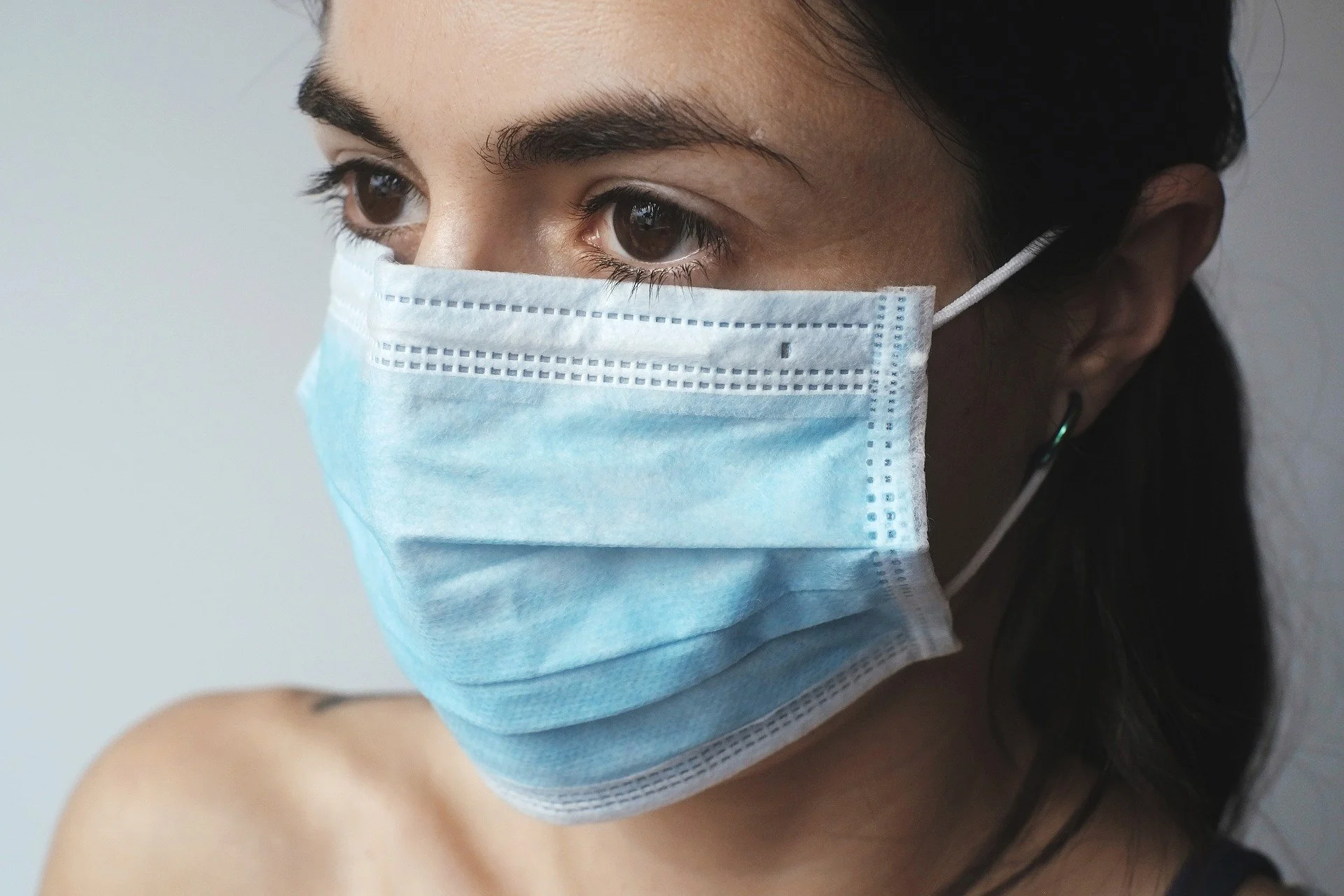 woman with COVID mask