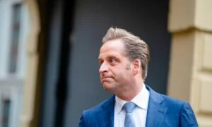 Hugo de Jonge is perplex en weet niet wat hij moet doen