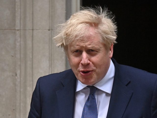 Vaccinate the ‘Whole World’ by 2022, Says Boris Johnson