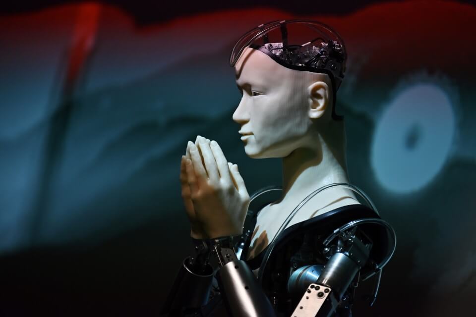 DEUS EX MACHINA AI Gods & ChatGPT religions are coming – they will be better than human priests