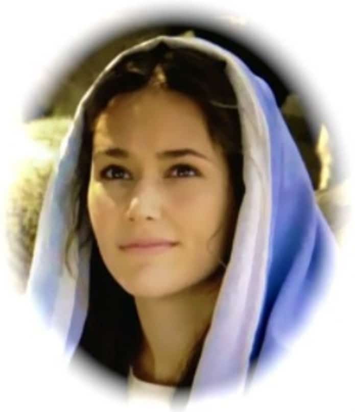 Mary as Catherine Hughes saw her - Maria de moeder van Jezus - Eindtijdnieuws.com Mary as Catherine Hughes saw her - Maria, de moeder van Jezus