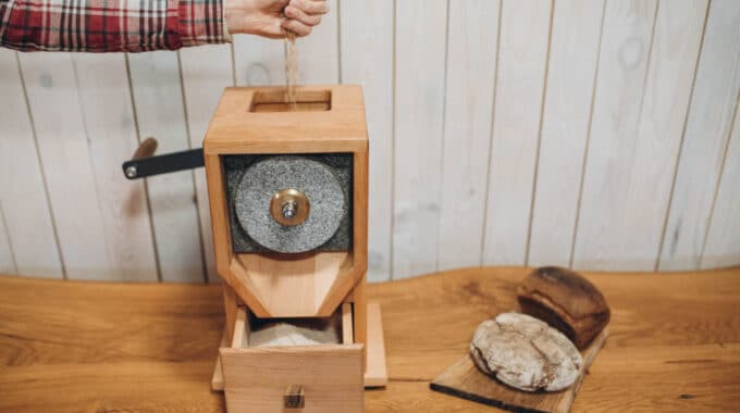 Clean grains are good for you - Brood goed voor je - zelf malen
