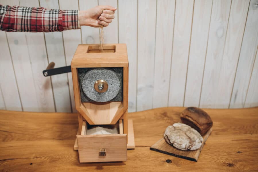 Clean grains are good for you - Brood goed voor je - zelf malen